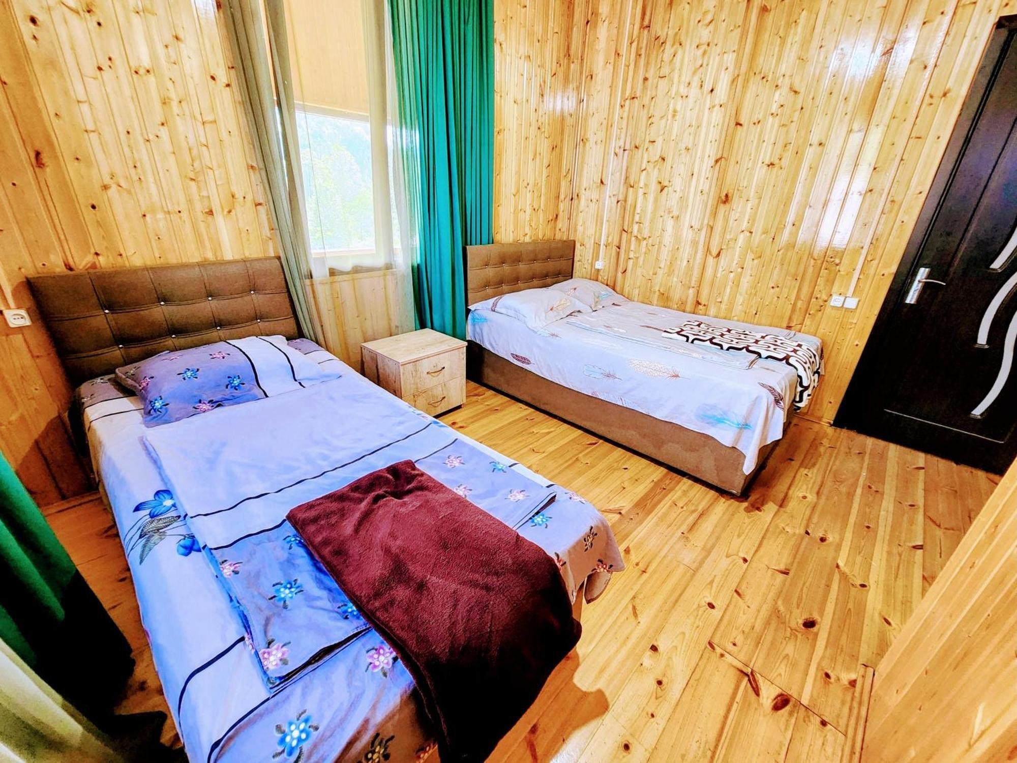 Guest House Nona Chakvi Bagian luar foto