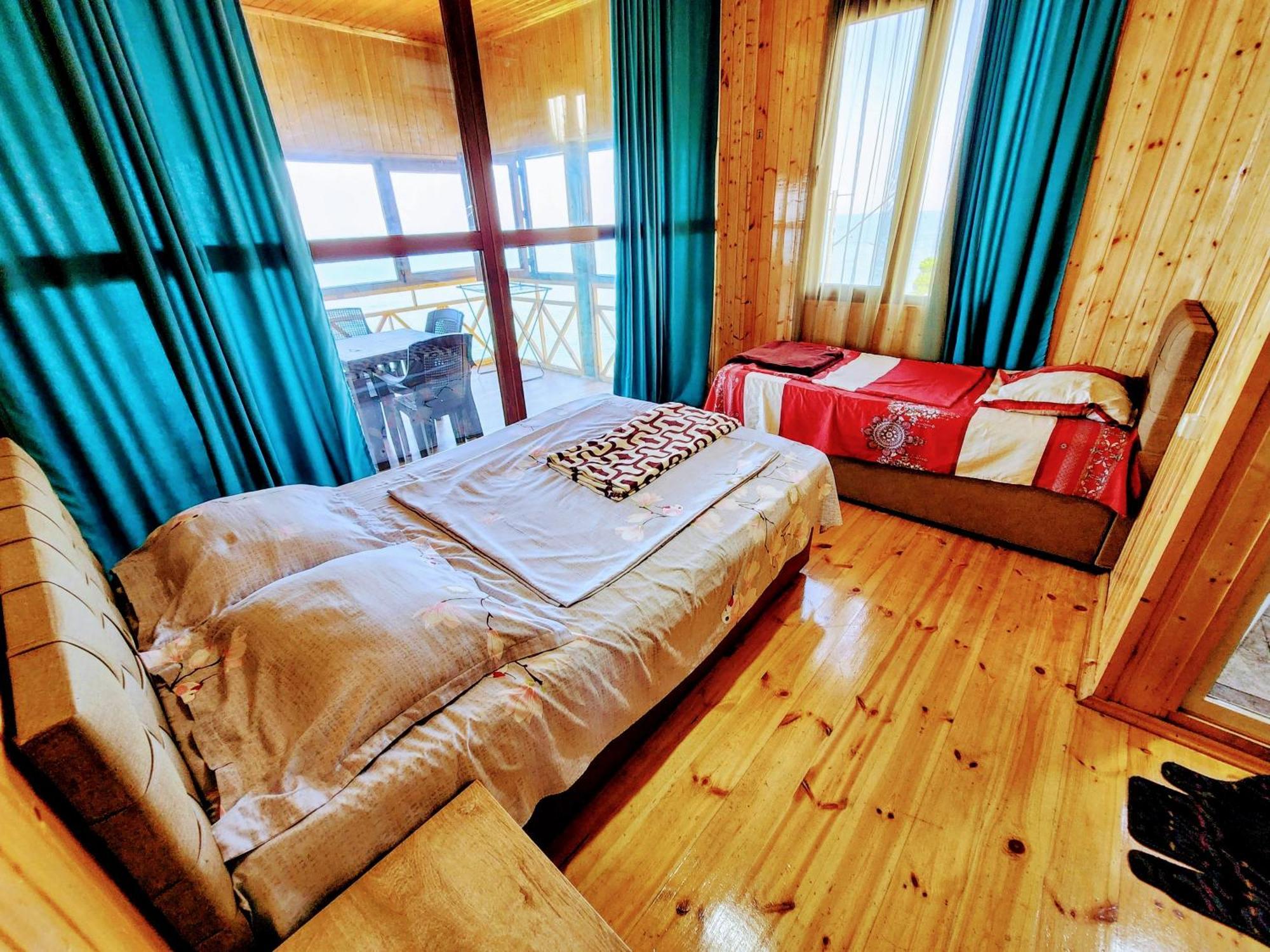 Guest House Nona Chakvi Bagian luar foto