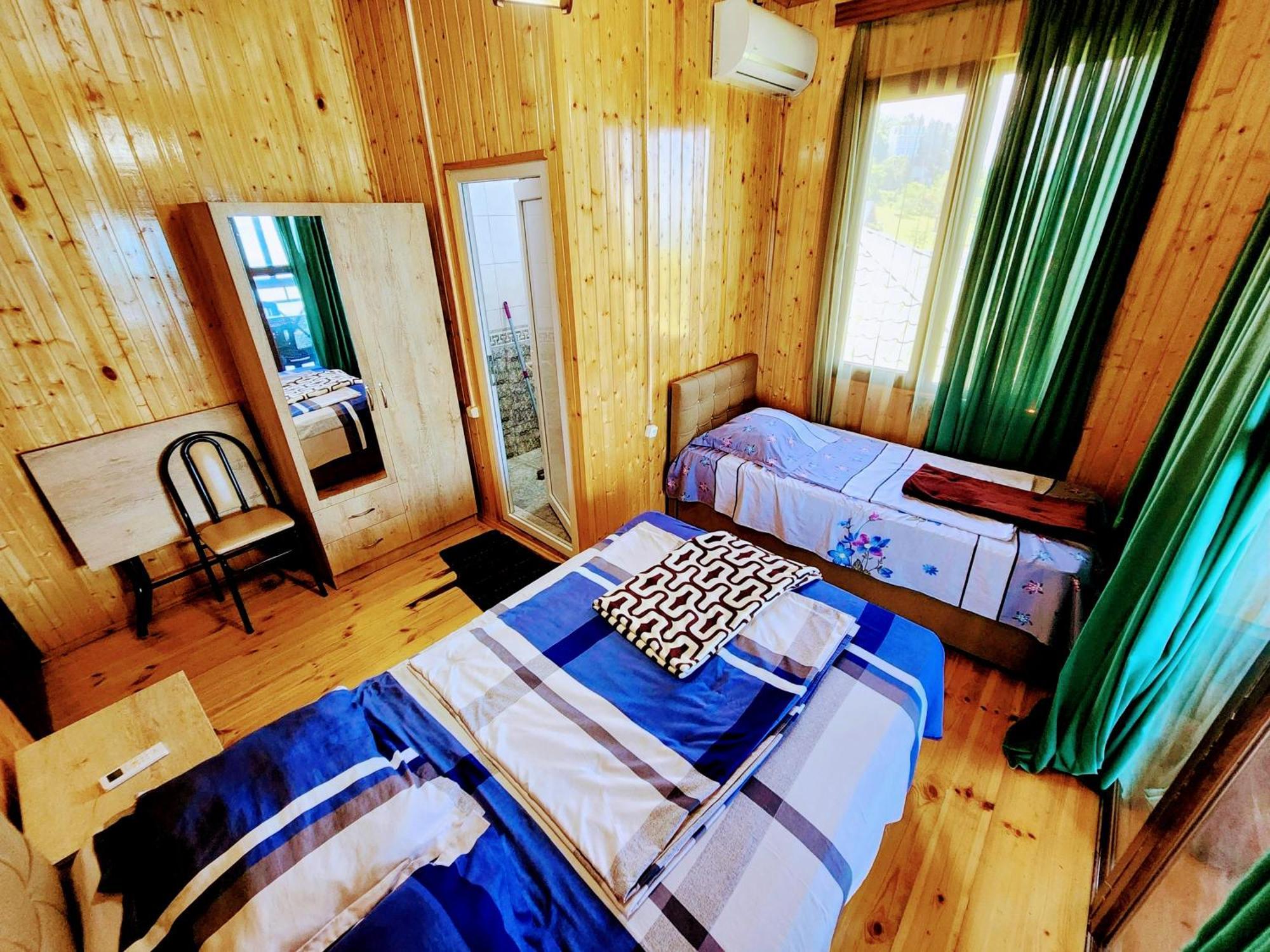 Guest House Nona Chakvi Bagian luar foto