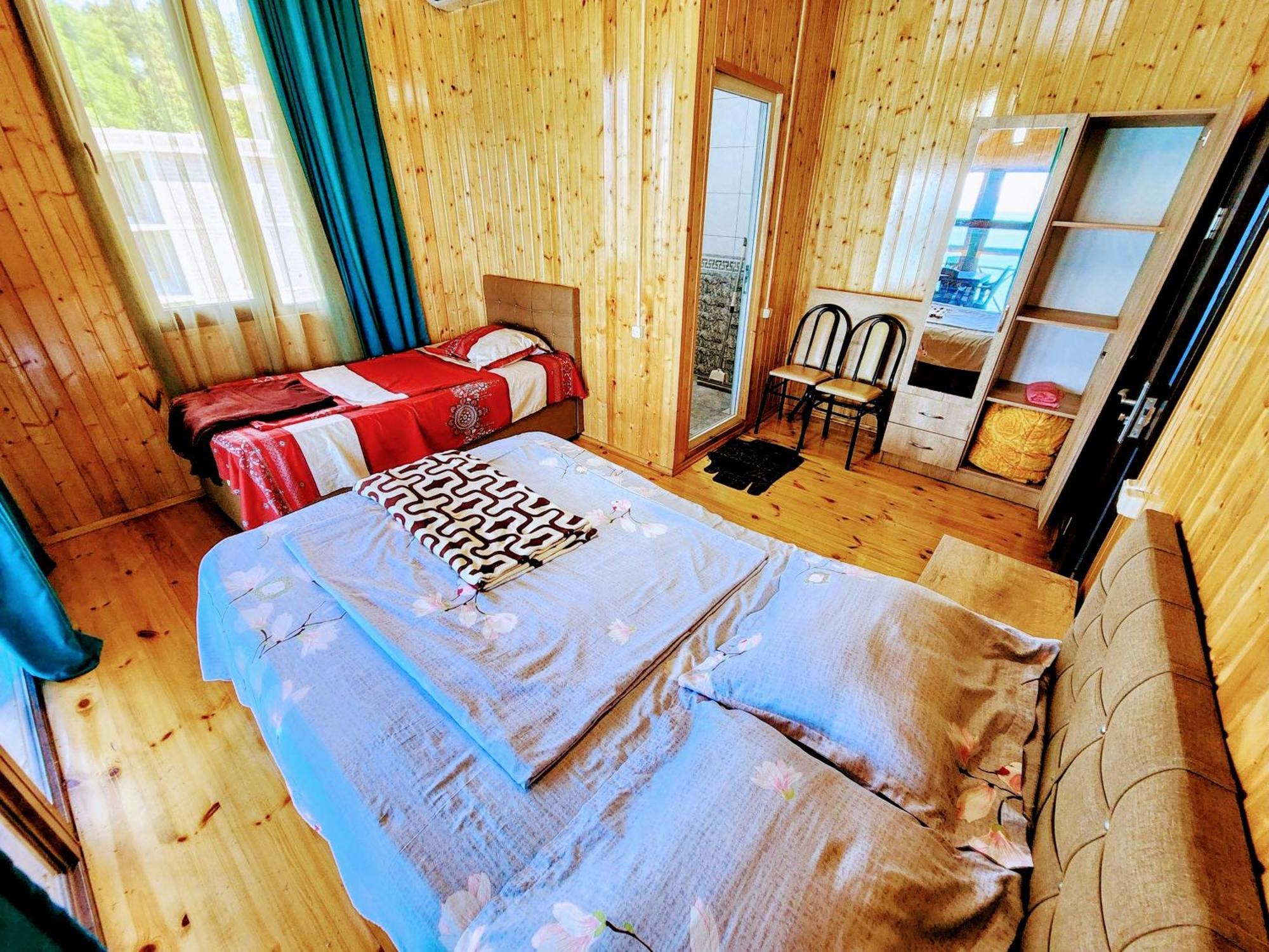 Guest House Nona Chakvi Bagian luar foto
