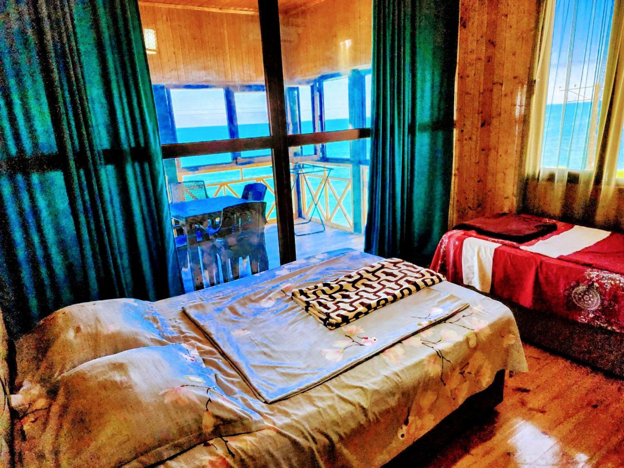 Guest House Nona Chakvi Bagian luar foto