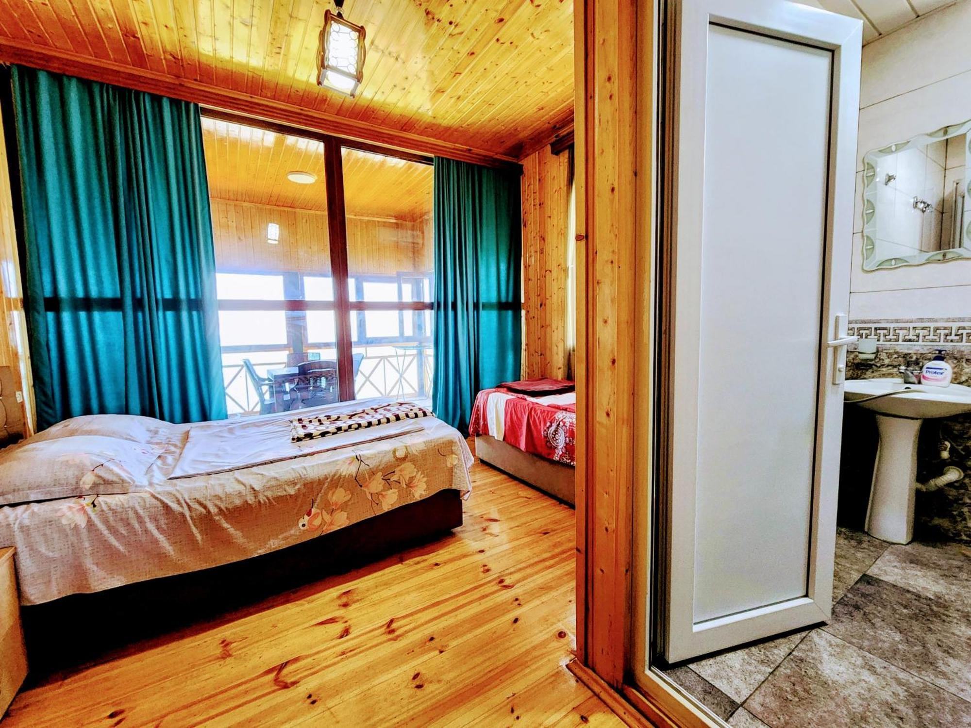 Guest House Nona Chakvi Bagian luar foto