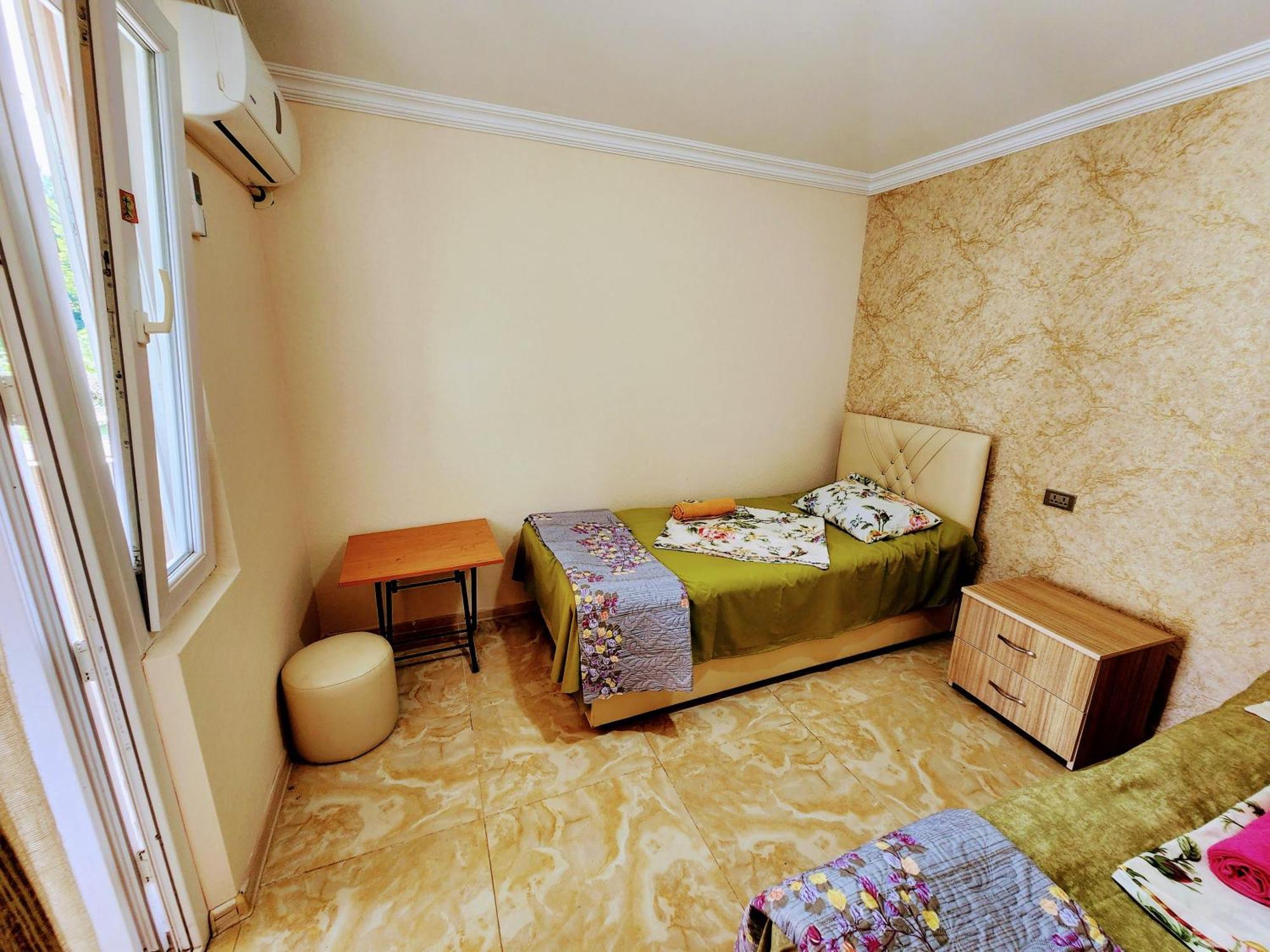Guest House Nona Chakvi Bagian luar foto