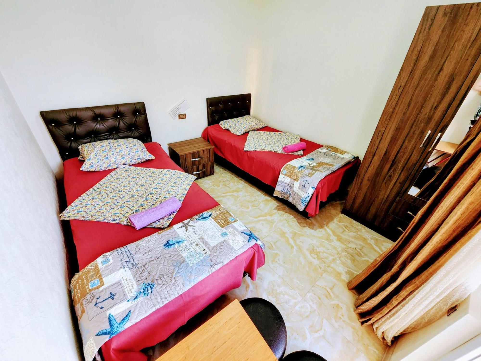 Guest House Nona Chakvi Bagian luar foto