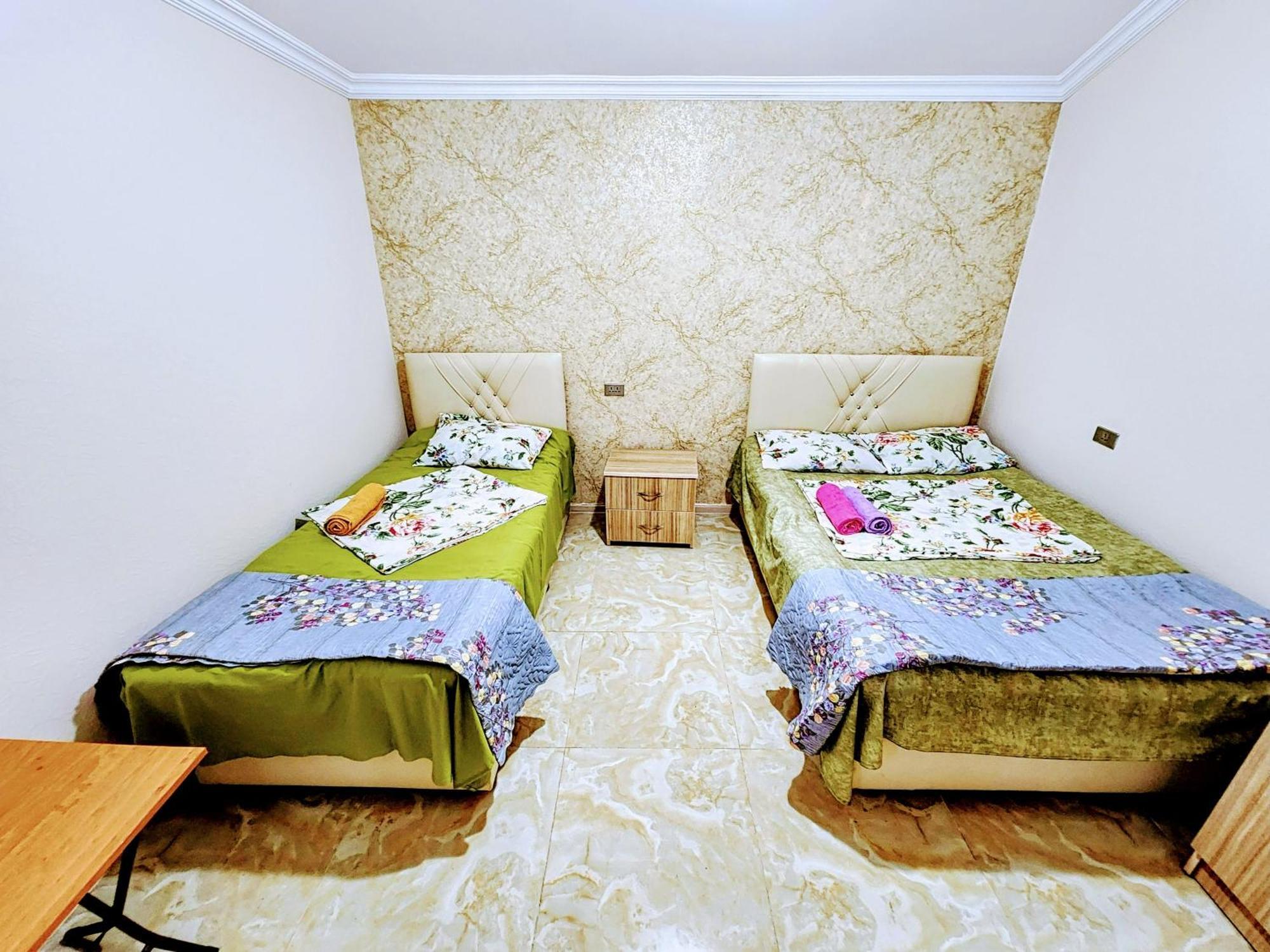 Guest House Nona Chakvi Bagian luar foto